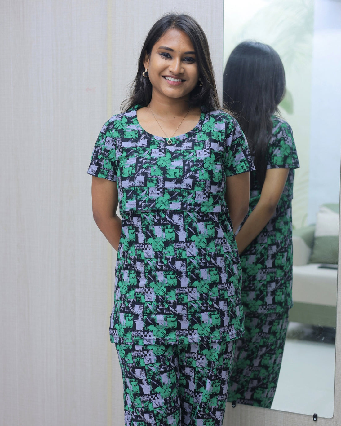 Simran | Zipless Feeding Pant Set